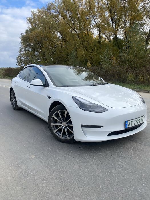 Tesla Model 3 Long Range 2021 • 523 км запас ходу • AWD