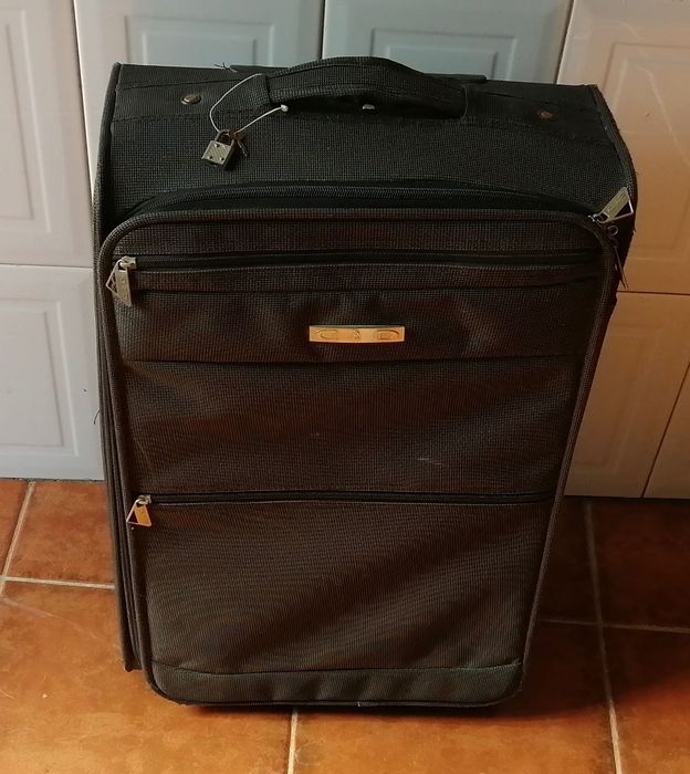 trolley de viagem bom estado