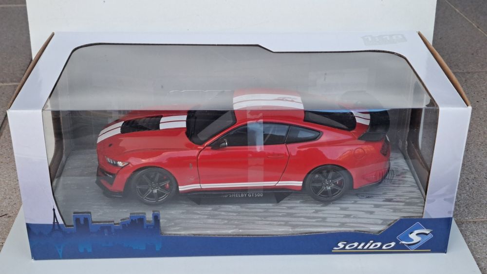 Ford Shelby GT500 1:18