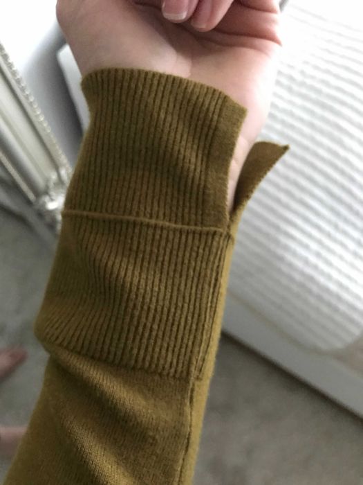 Delikatny sweter Mango, nowy z metką