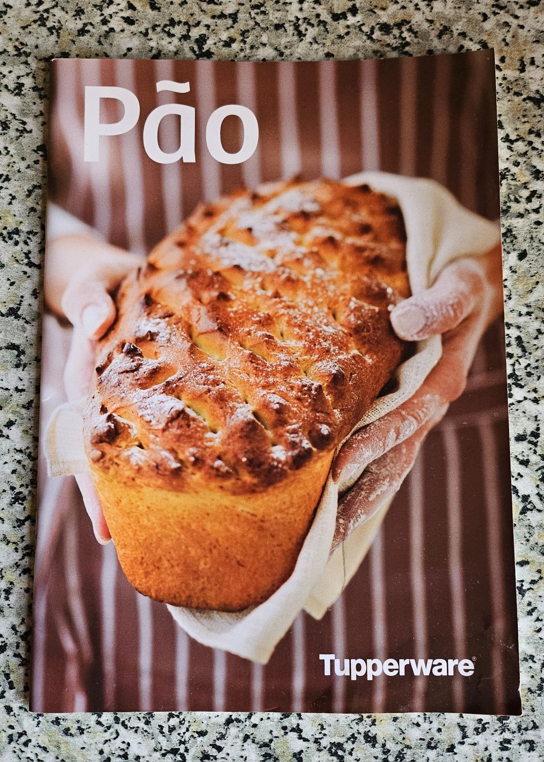 Caixa para pão da Tupperware