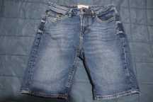 Calções ganga marca Pull and Bear