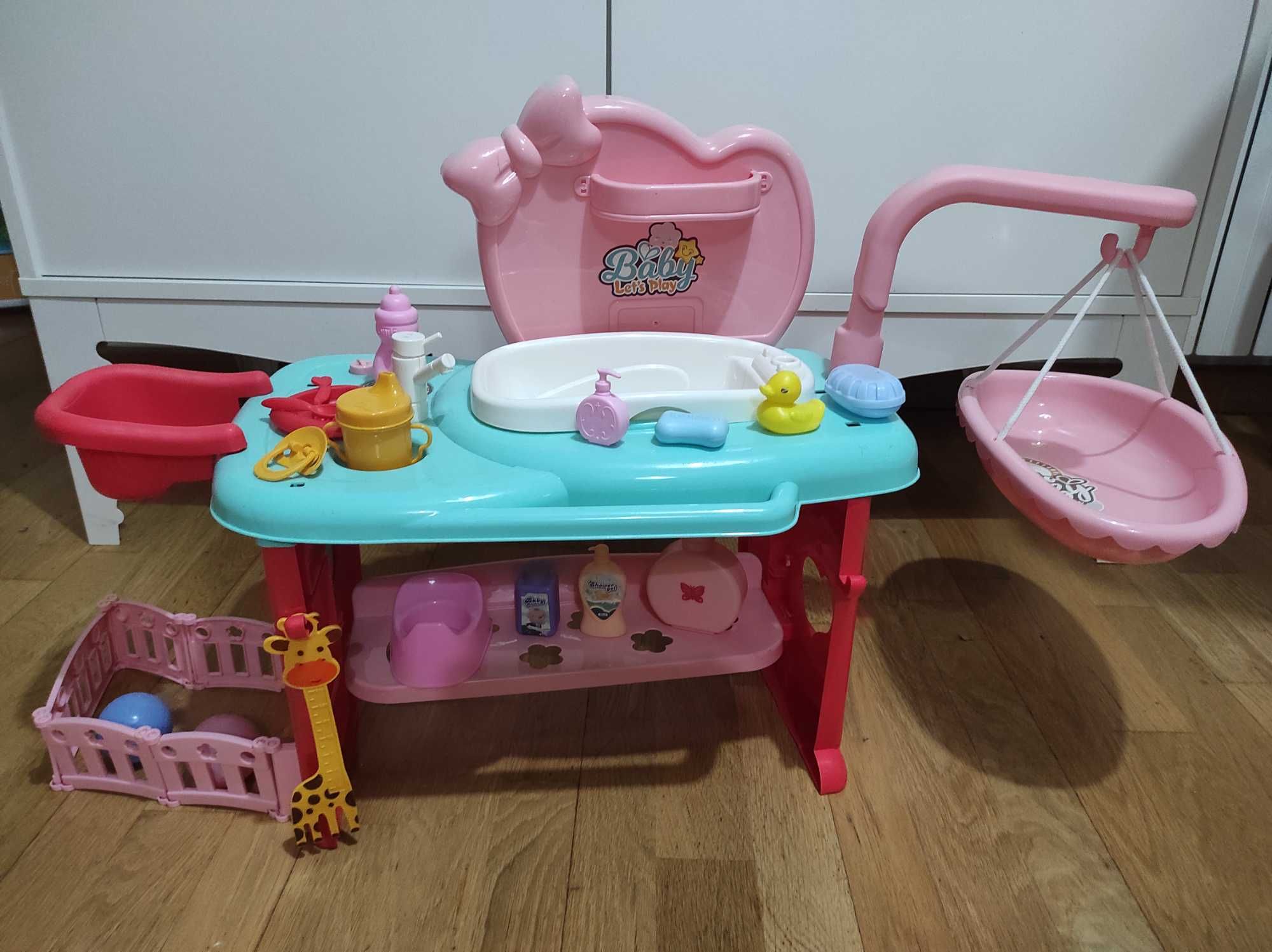 Espaço para bonecas bebés