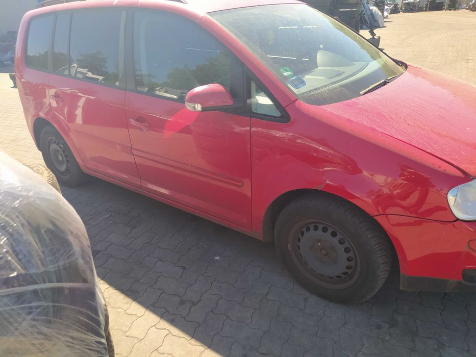 Розборка Тouran запчастини Шрот Тоуран  Автозапчастини Туран 2003-2010