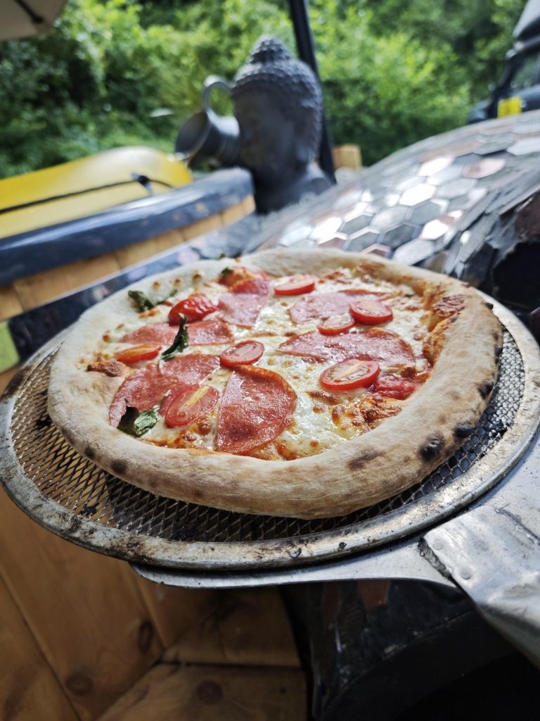 jacuzzi i piecem do pizzy