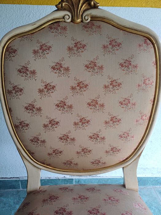 Cadeira estilo romântico vintage