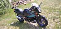 Kawasaki GPX 600R, sprawny motocykl na początek przygody.