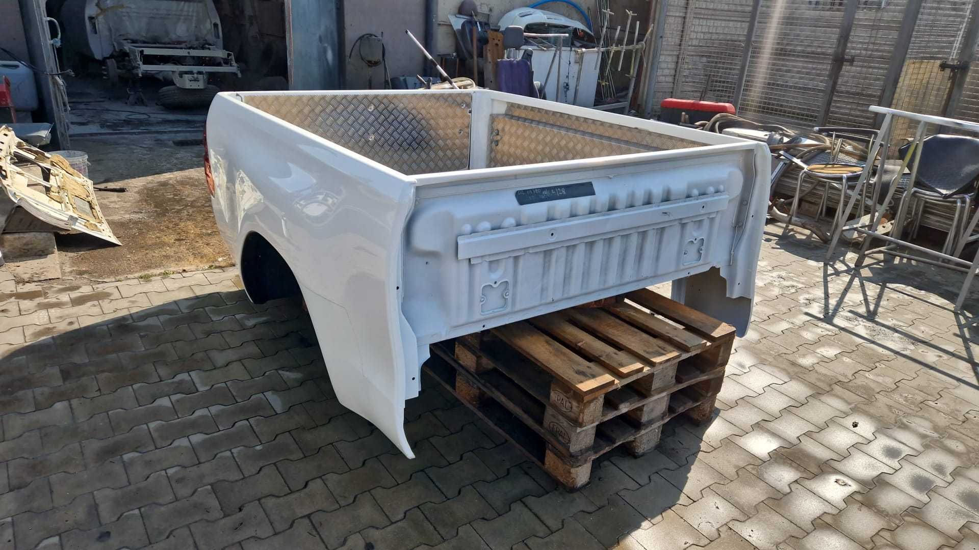 Paka toyota Hilux