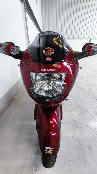 CBR 1100XX - 1998 - 76K - Imaculada