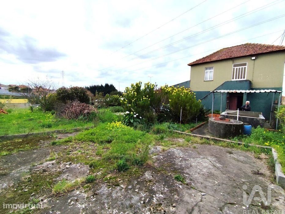 Casa de Cidade T3 em Silvalde de 222,00 m2