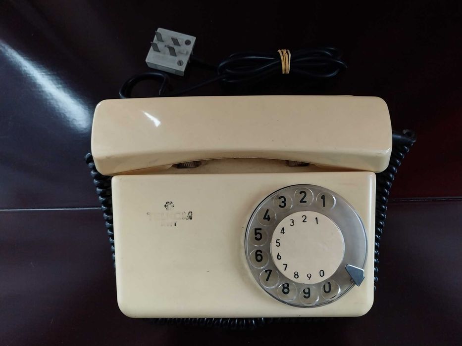 Telefon stacjonarny, RWT, Tulipan z PRL.