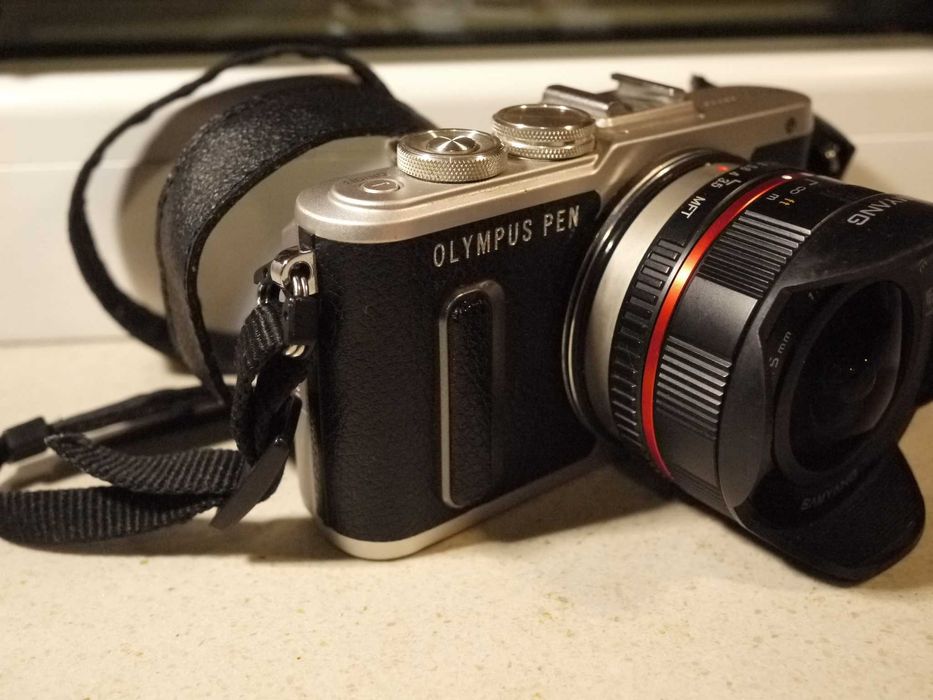 Olympus Pen E-PL8