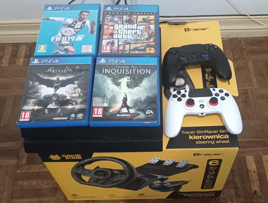 Pack PS4: 4 jogos, 2 comandos e volante Tracer – 280€