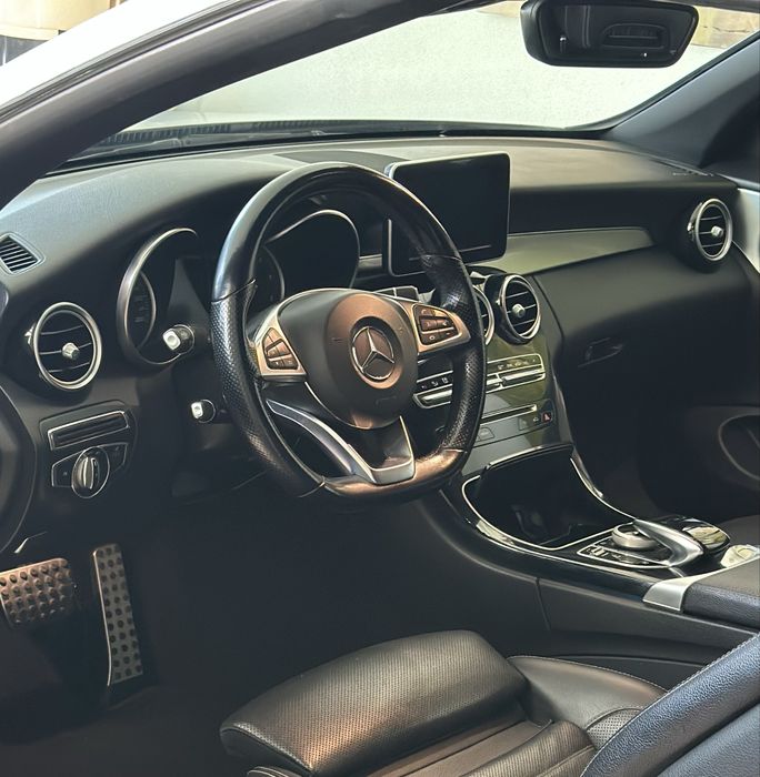 Mercedes C220 d Cabrio AMG 19” AUTOMATIC