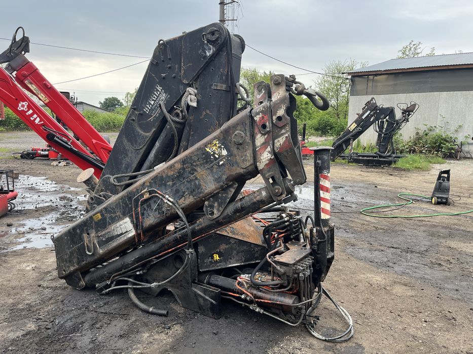 Коан маніпулятор Hiab 260    Palfinger Atlas Fassi Pm