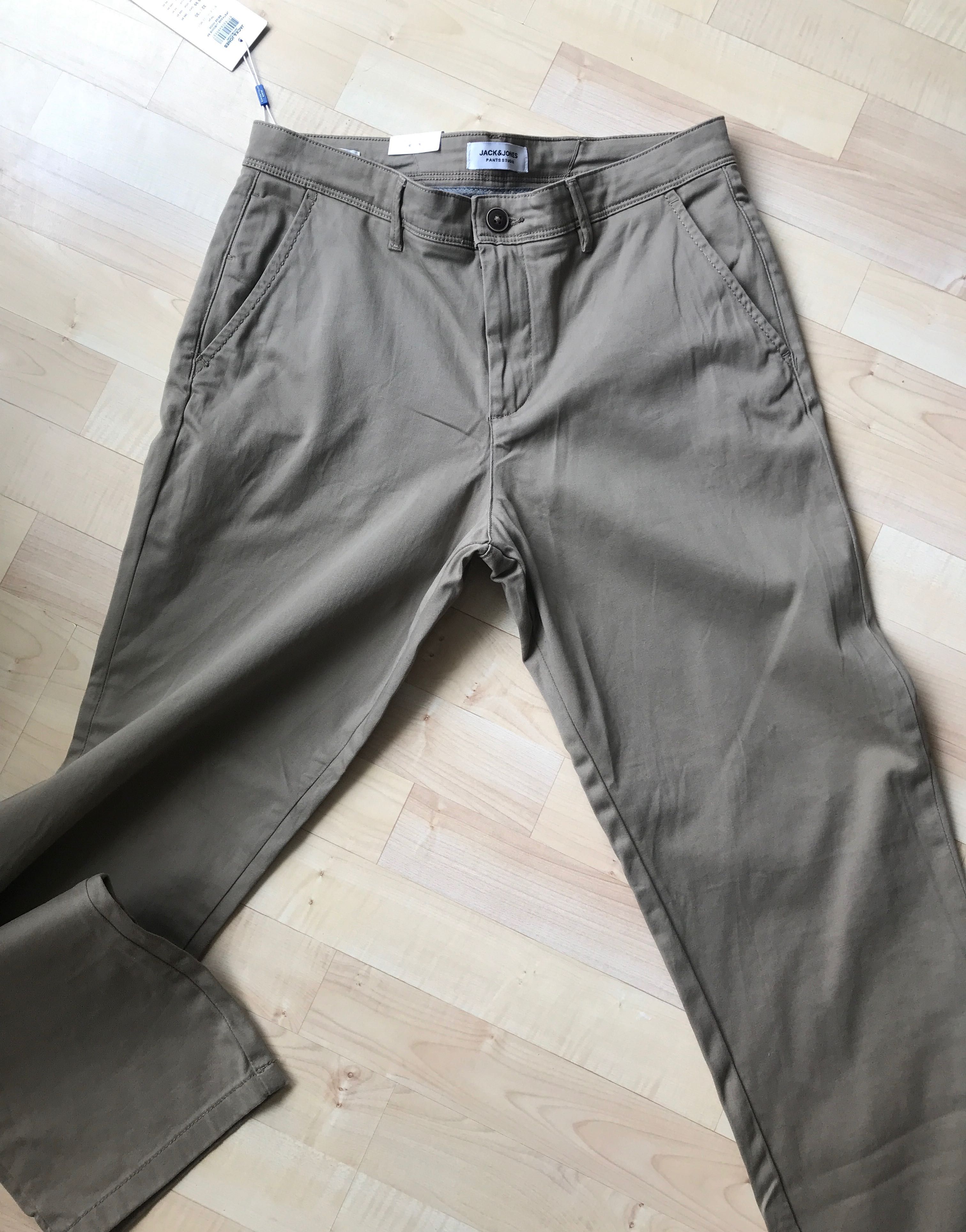 Spodnie Jack and Jones nowe