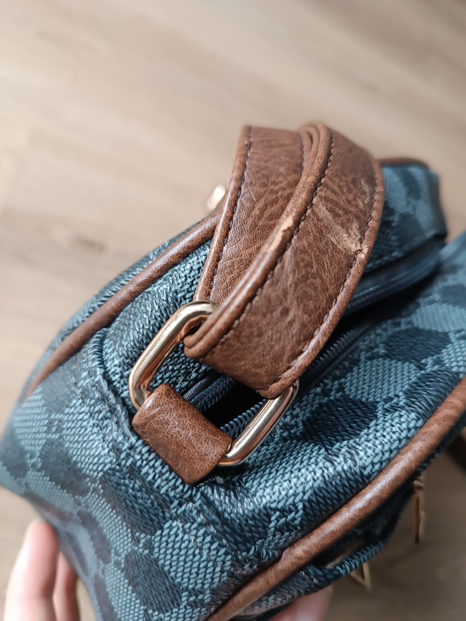 Torebka damska listonoszka crossbody regulowany pasek