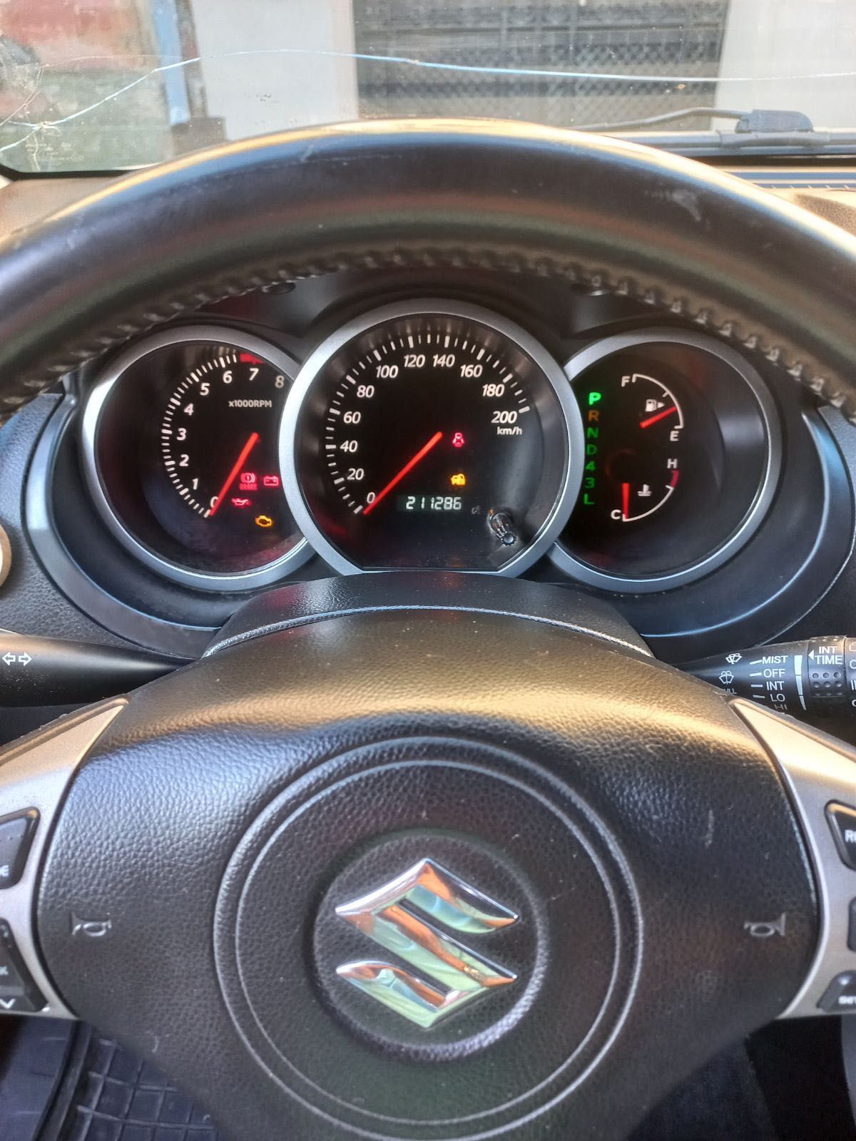 Автомобиль Suzuki Grand Vitara