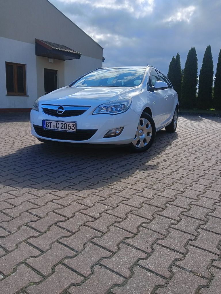 Opel Astra J 1.7