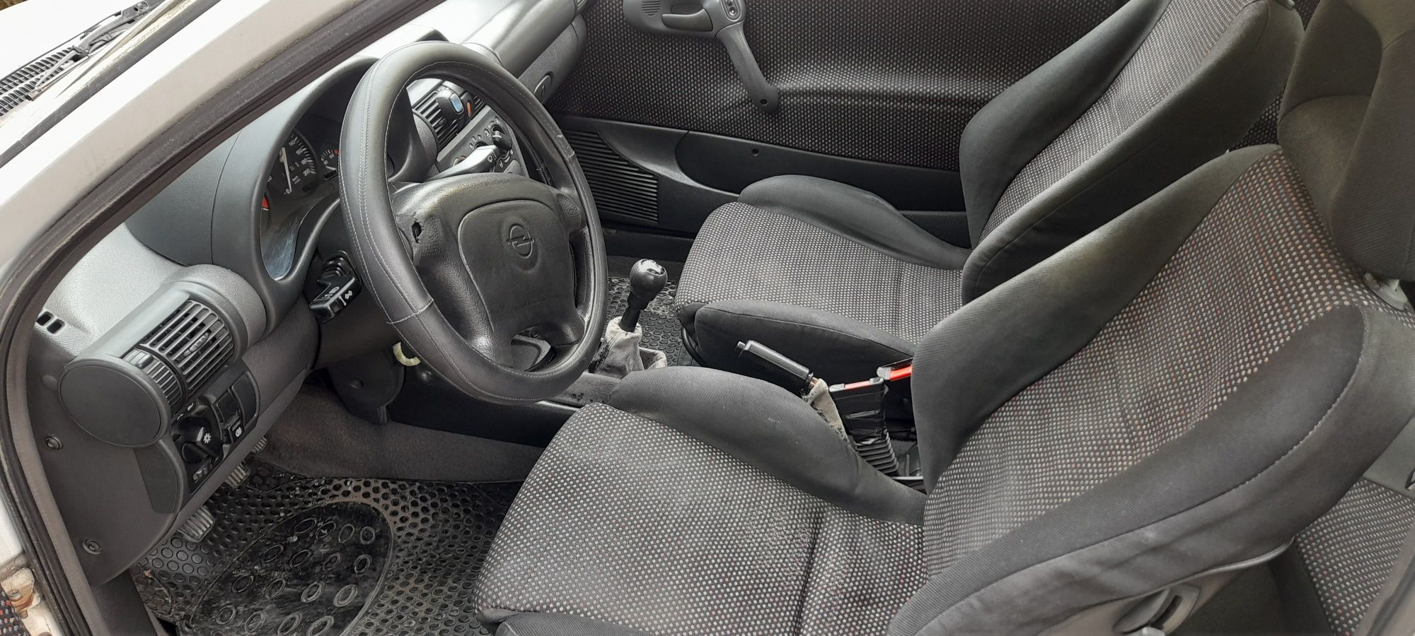 Opel corsa 1.5 turbo diesel motor izuso