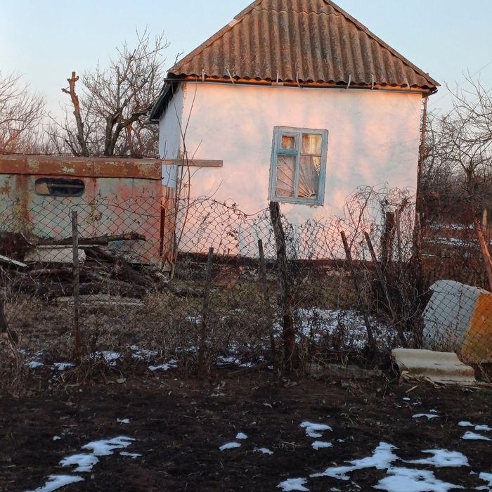 Продаж дачі з приватизированою ділянкою,р-н ПМК226,опалення є
