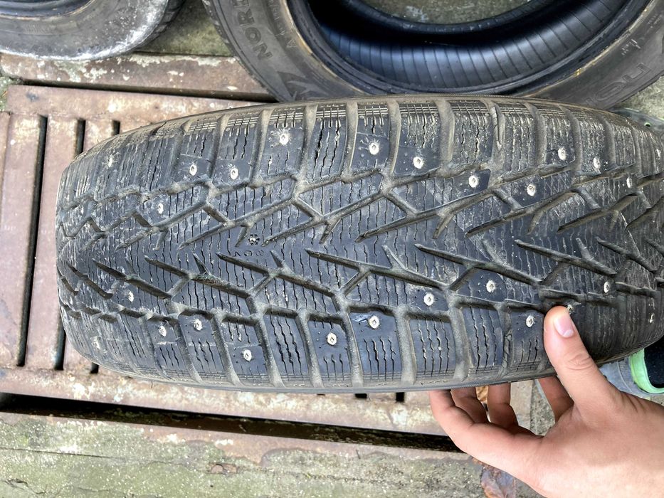 Зимові шини 195 65 15 Nokian Nordman 7 шиповані 2017 рік