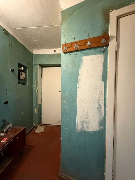 Продам 1 кімнатну 32 кв.м., вул. Метрологічна, 2-А, Голосіївський р-н