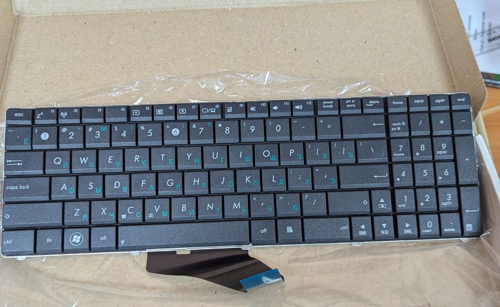 Нова клавіатура до ноутбука ASUS