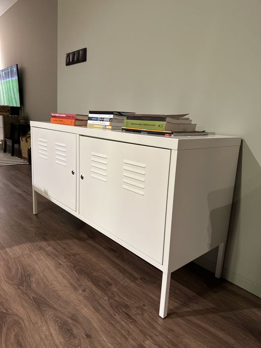 Armário branco Ikea PS