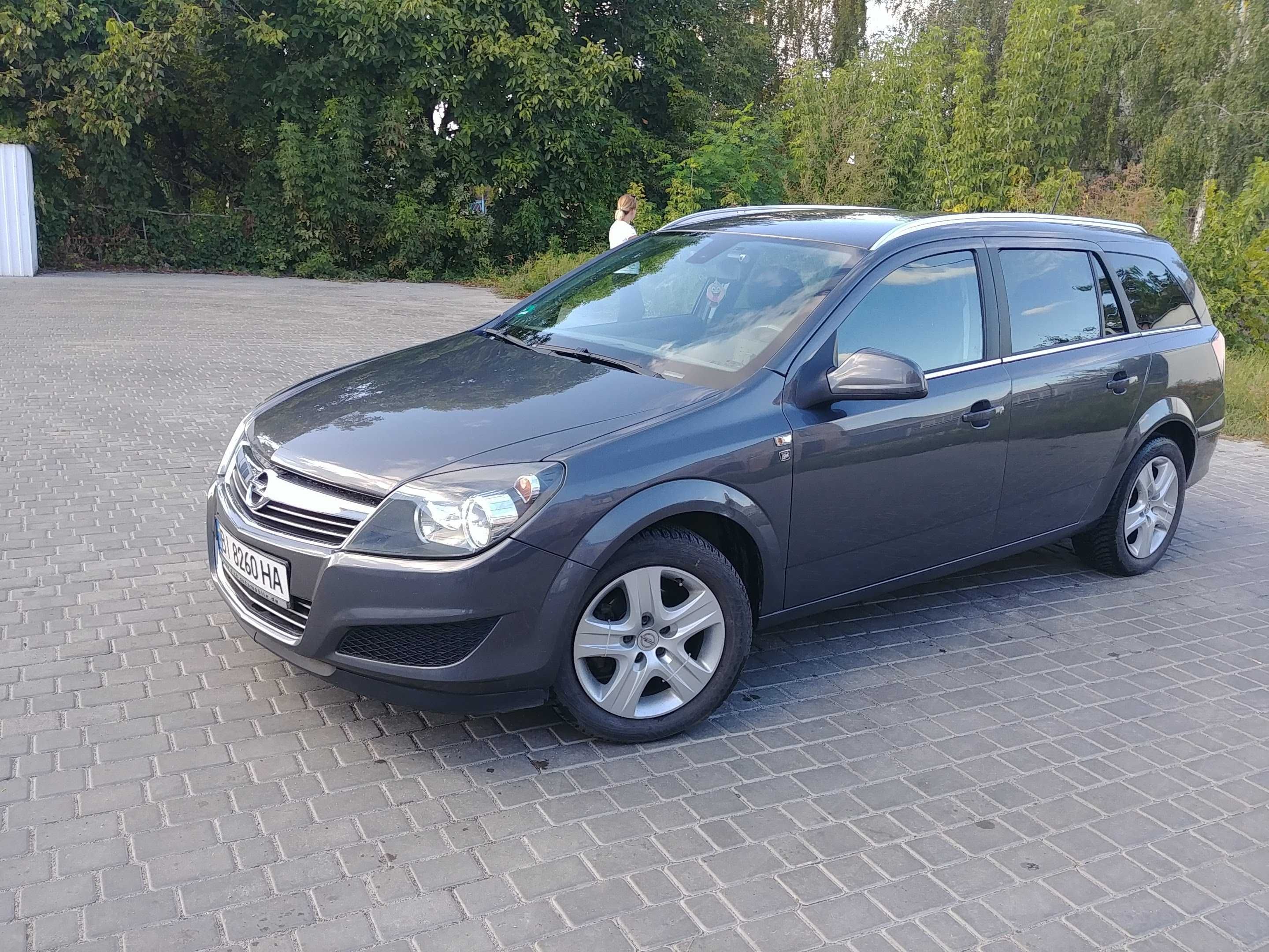 Opel Astra H 111