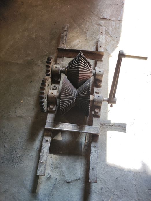 Дробилка для винограда