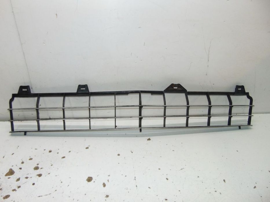 Opel 1204 ou city grelha frontal