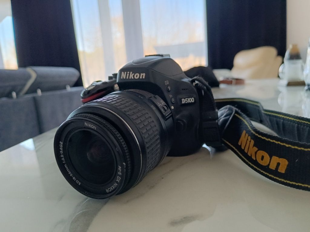 Nikon D5100 lustrzanka