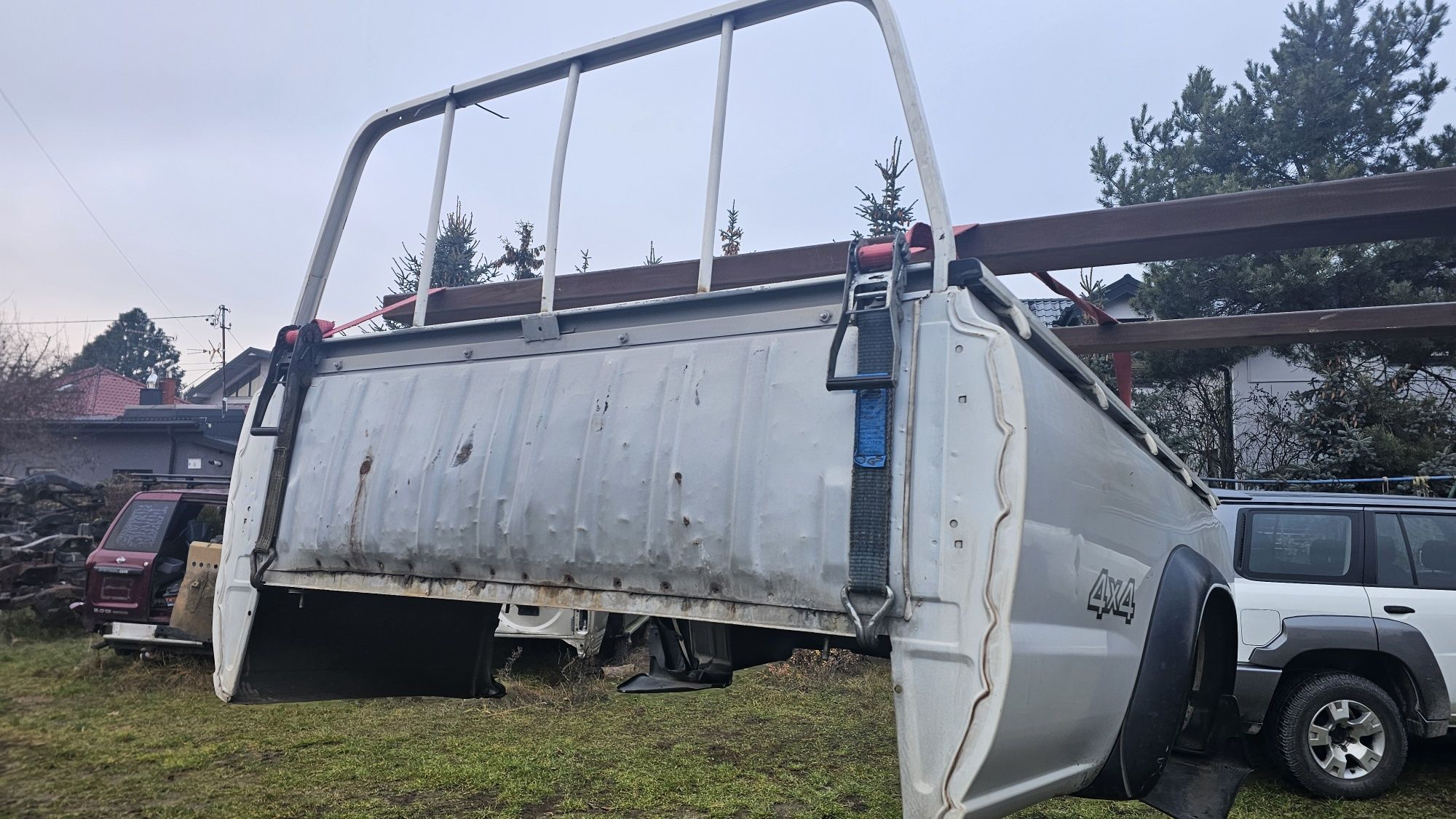 Nissan Navarra/Pickup paka zabudowa ty)