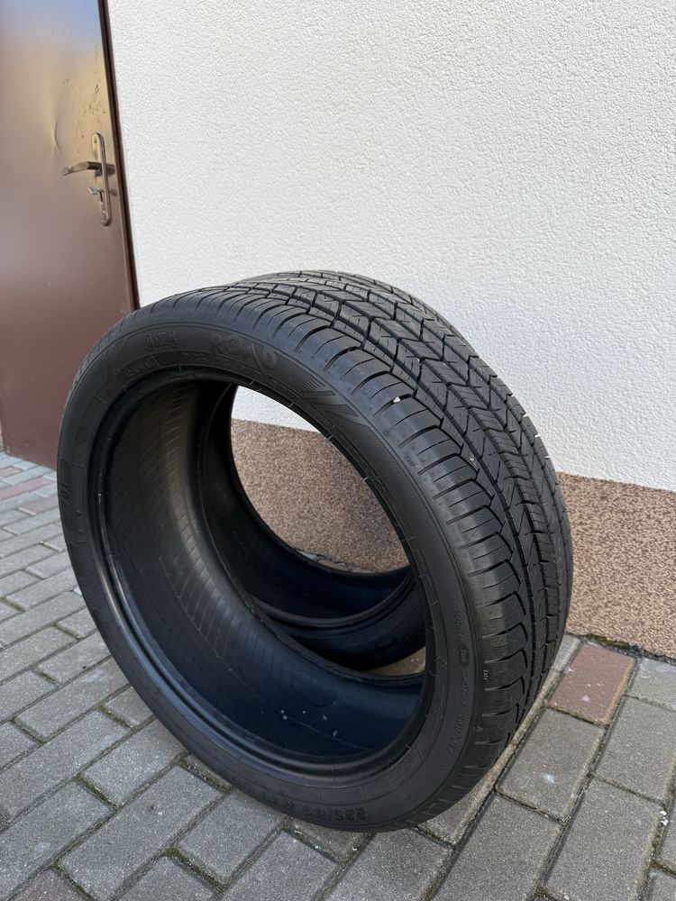 2 szt. Opon letnich 225/45 R19