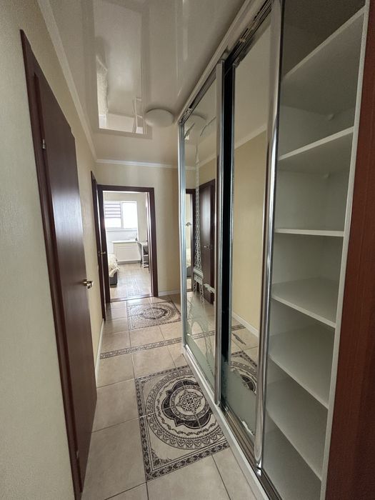 Оренда 3-х кімн квартири в ЖК «Крістер Град»( Виноградар)