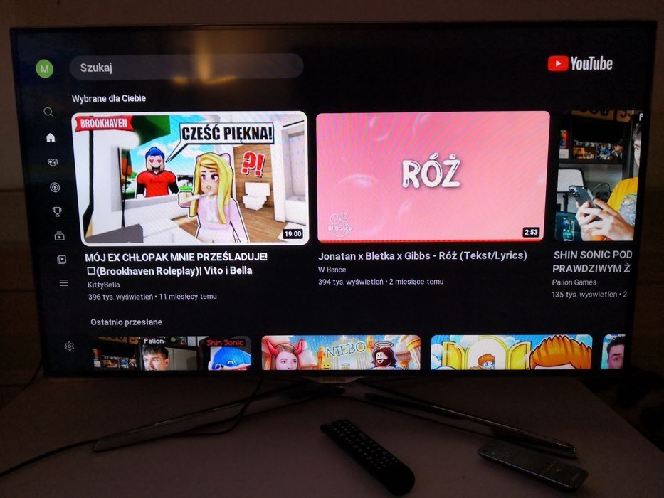 Telewizor marki Samsung 40 cale Smart TV WiFi YouTube pilot