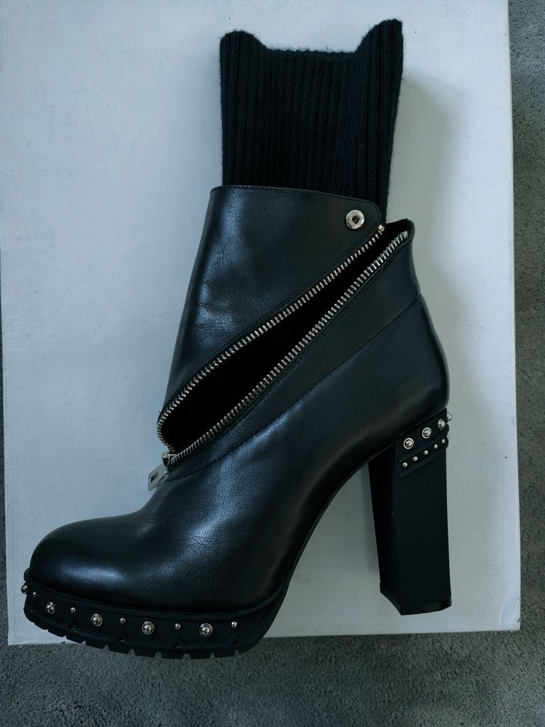 Buty botki czarne skórzane róż.38 Scaviola