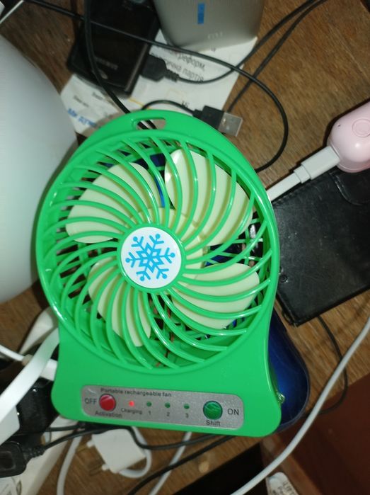 Продам вентилятор 3 скорости, 370 гривен, батарея есть 18650 хорошая