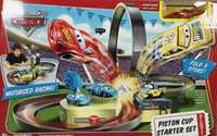 Pista loop Disney Cars Piston Cup