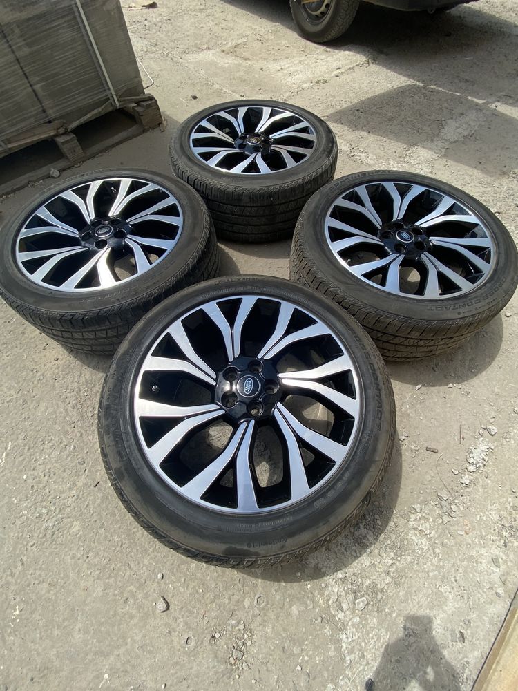 Диски Range Rover Vogue L405 Style 7001 с резиной 275/45 R21