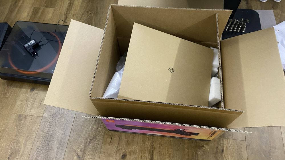 Jbl spiner bt програвач новий не був у використані
