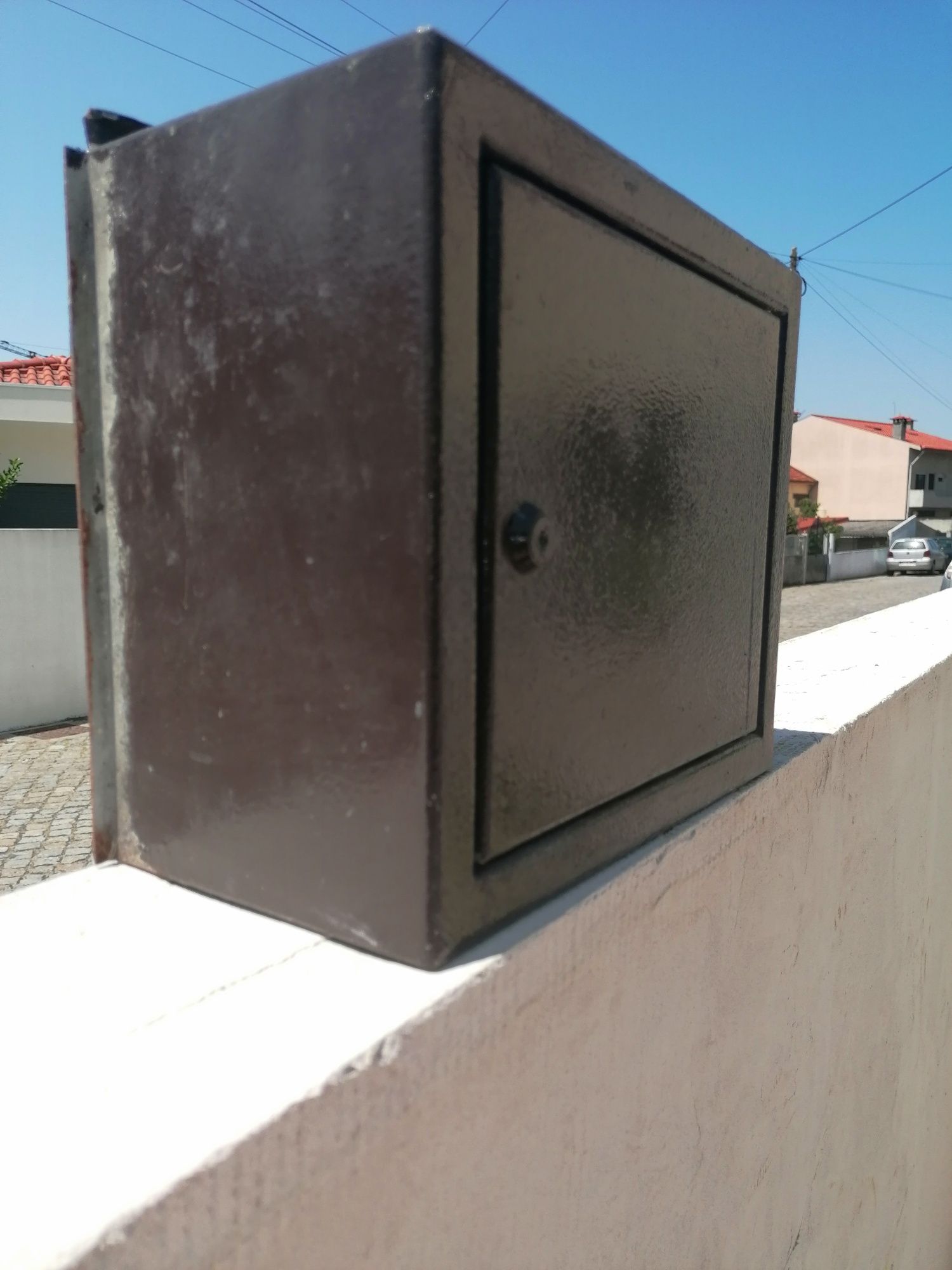 Vendo caixa de correio