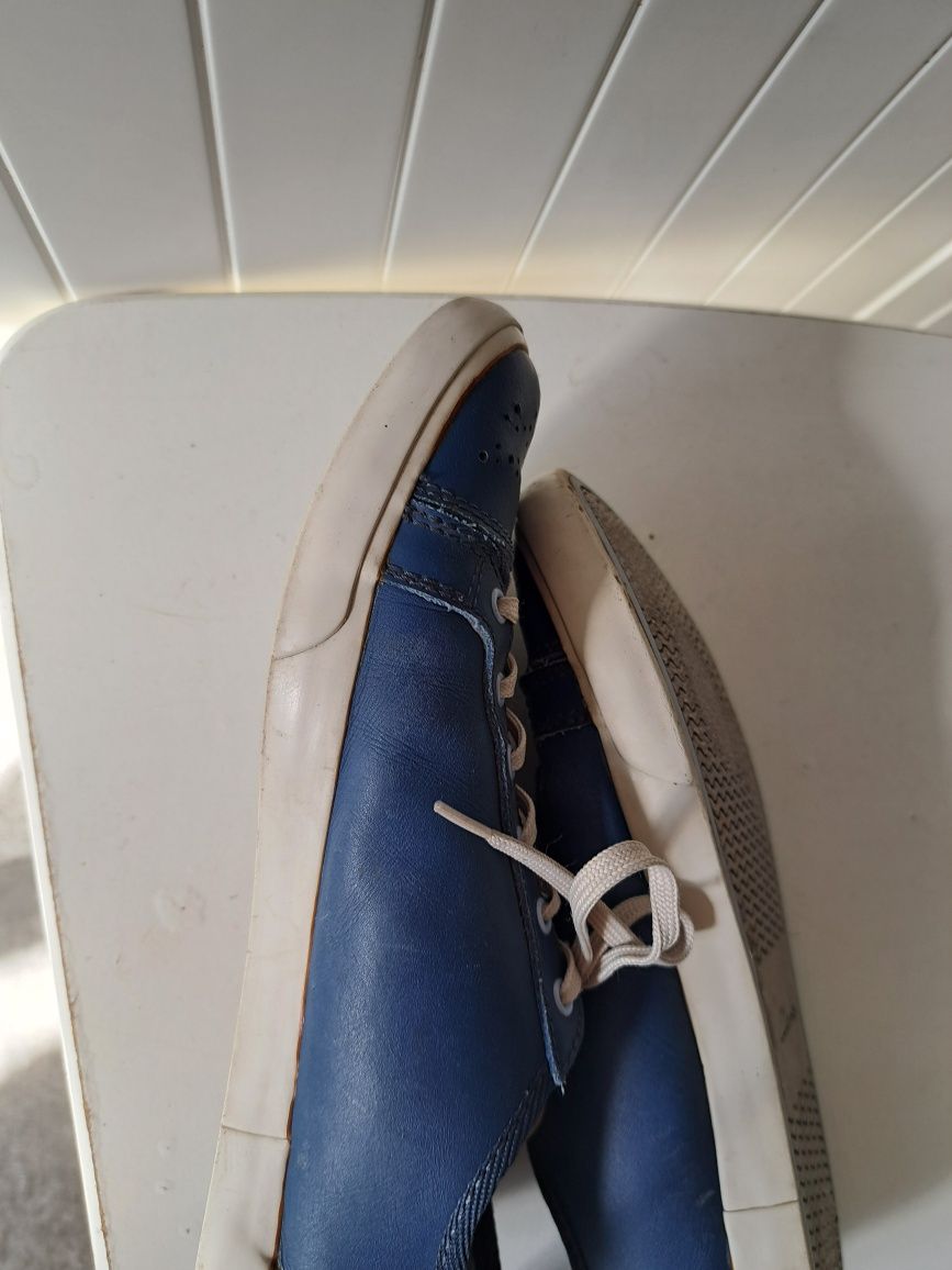 Tenisówki Clarks rozmiar 39,5 skóra