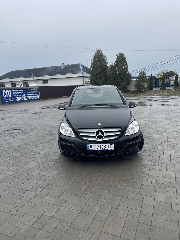 Продам авто mersedes benz авто в гарному стані перший власник