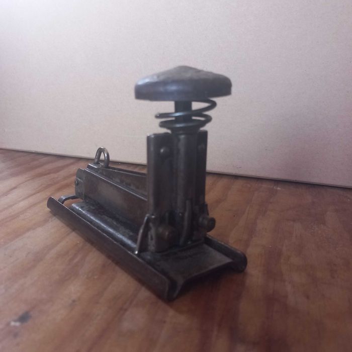 Agrafador vintage