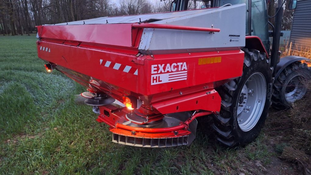 Rozsiewacz nawozu Kverneland Exacta HL Amazone 2500l wysiew do 42m bdb