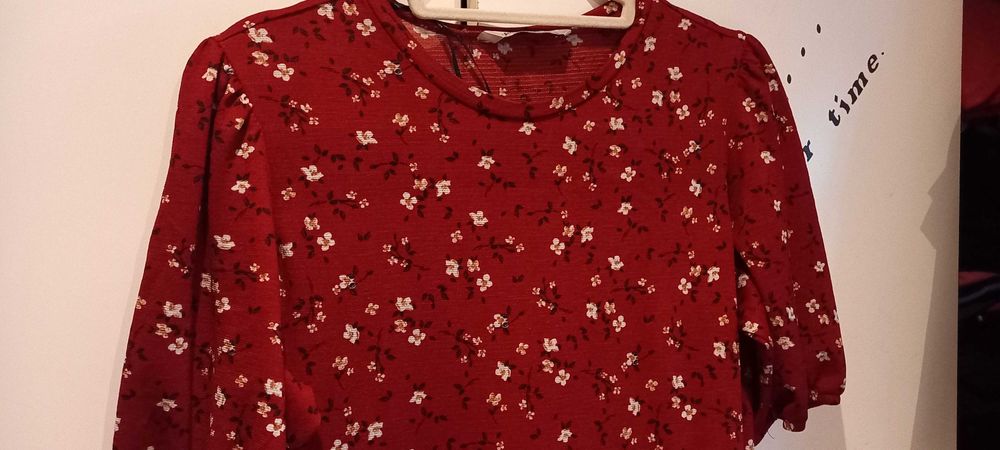 Vestido vermelho, com estampado florido, M - Stradivarius