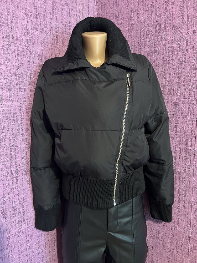 Дутая короткая укороченная стеганная куртка бомбер жіноча коротка