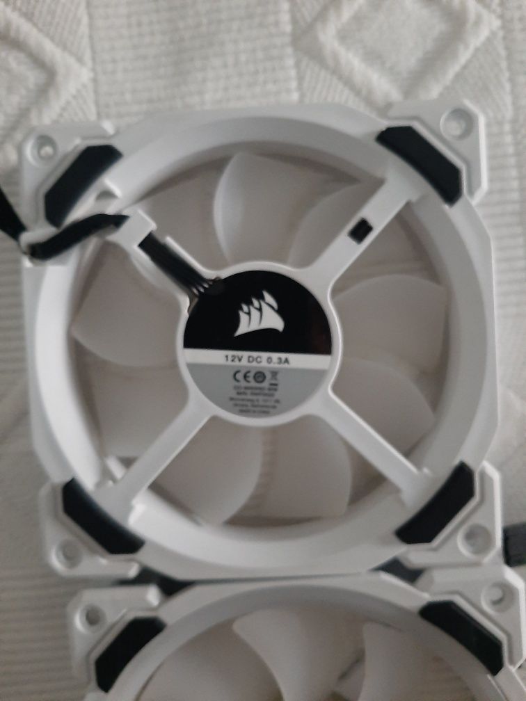 Corsair LL120mm 2200rpm branca